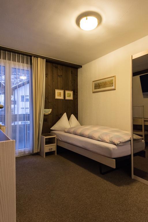 Hostel Walser Saas Fee Extérieur photo